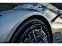 Michelin și Mercedes AMG încep un nou capitol - Anvelope Michelin Pilot Sport Cup 2 R - MO1