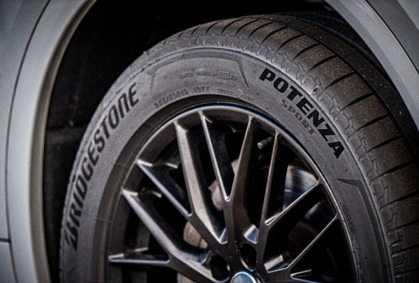 Anvelopele Potenza Sport de la Bridgestone redefinesc excelența în performanța sportivă